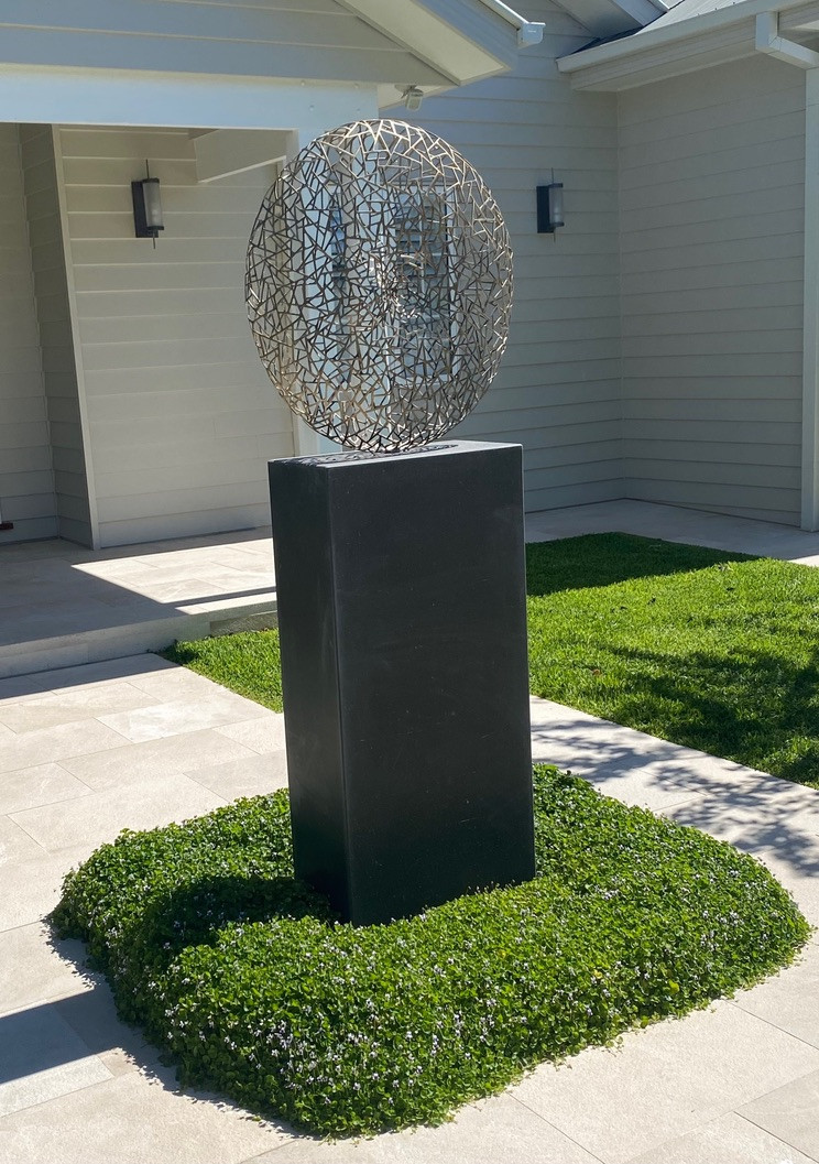 Entry featuring Commissioned Sculpture