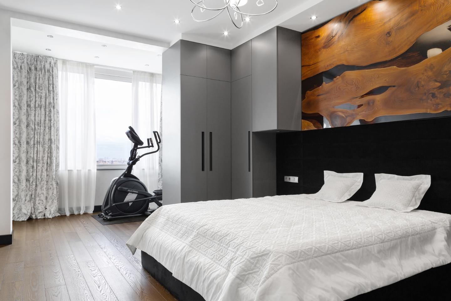 Тихвинская, 39