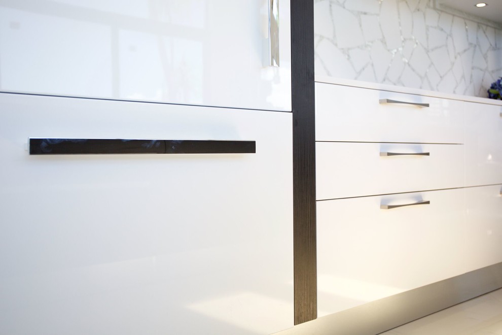 POLO CLUB, FL - Kitchen - Miami - by Premium Kitchens