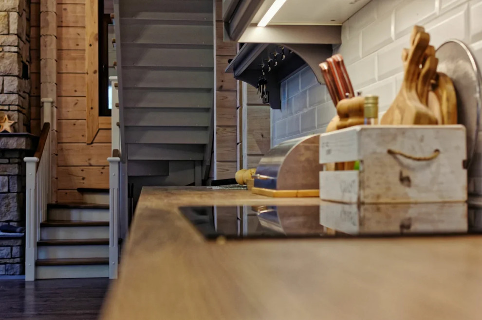 Дом на берегу озера в деревне Силино