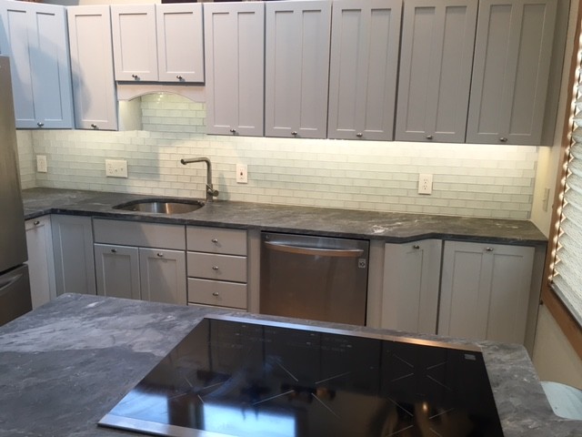 Inspiration for a transitional kitchen remodel in Boston