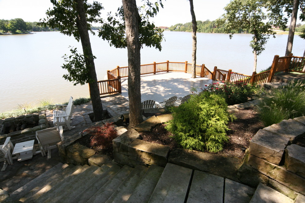 Deck - rustic deck idea in St Louis