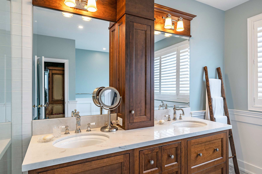 Bathroom - rustic bathroom idea in Toronto
