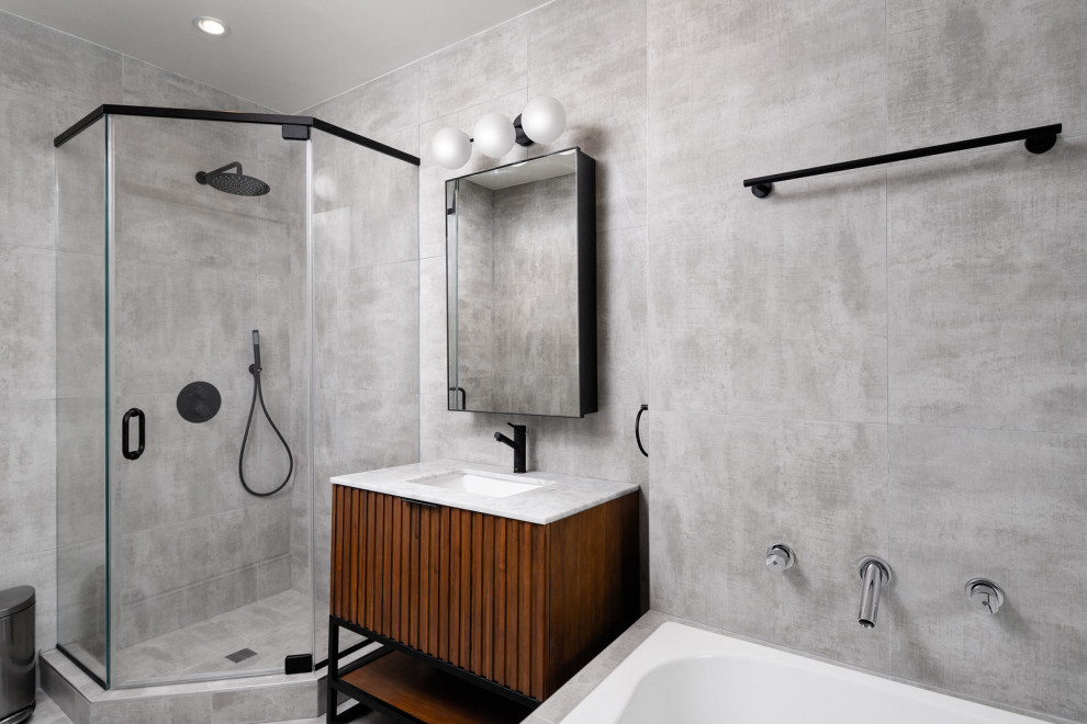 Tribeca bathroom remodeling. Bathroom New York by Chapter Houzz