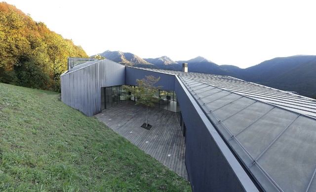 Alps Villa modern-terrasse