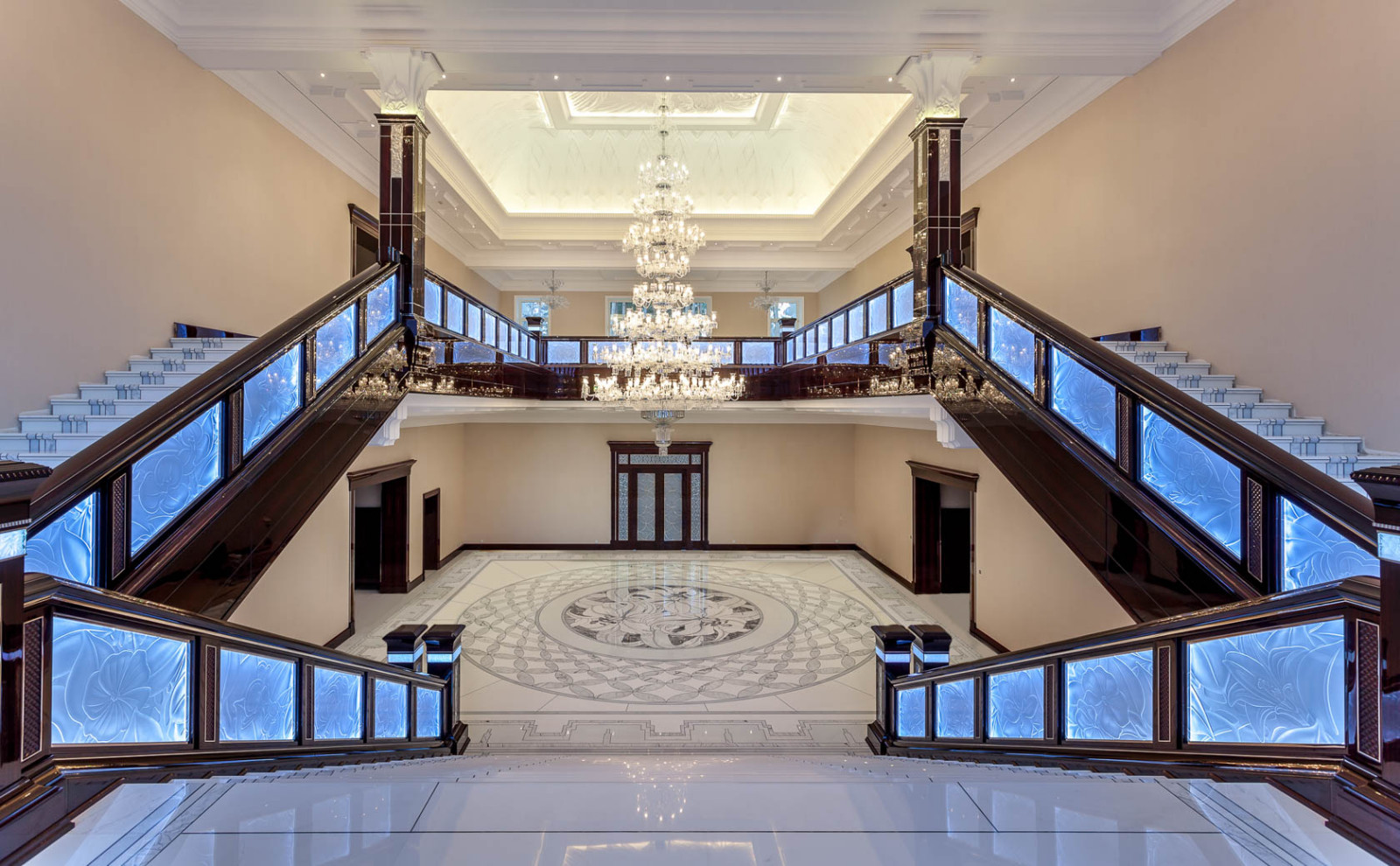 Резиденция в Барвихе. Лестница