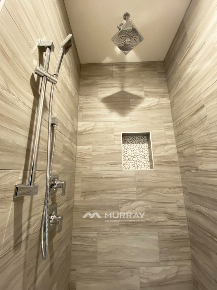 Bathroom - transitional bathroom idea