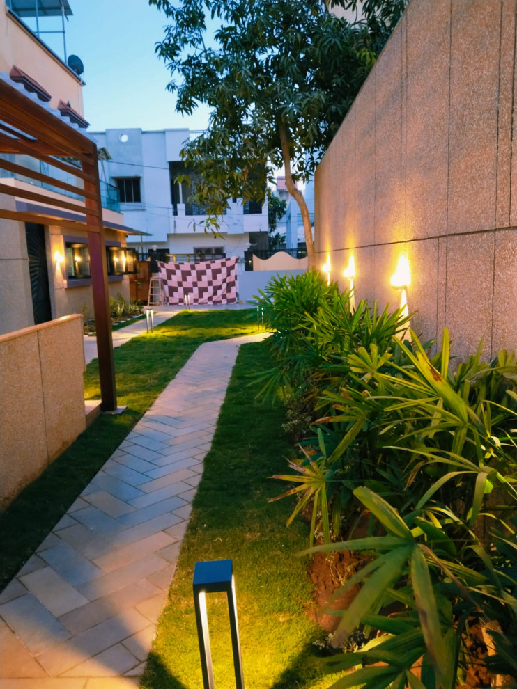 Design ideas for an Indian garden in Ahmedabad.