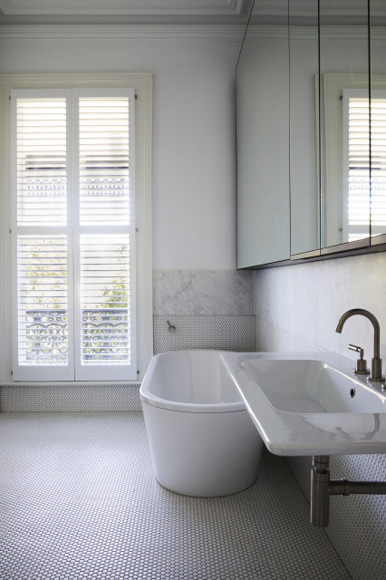 Monogram contemporary-badrum
