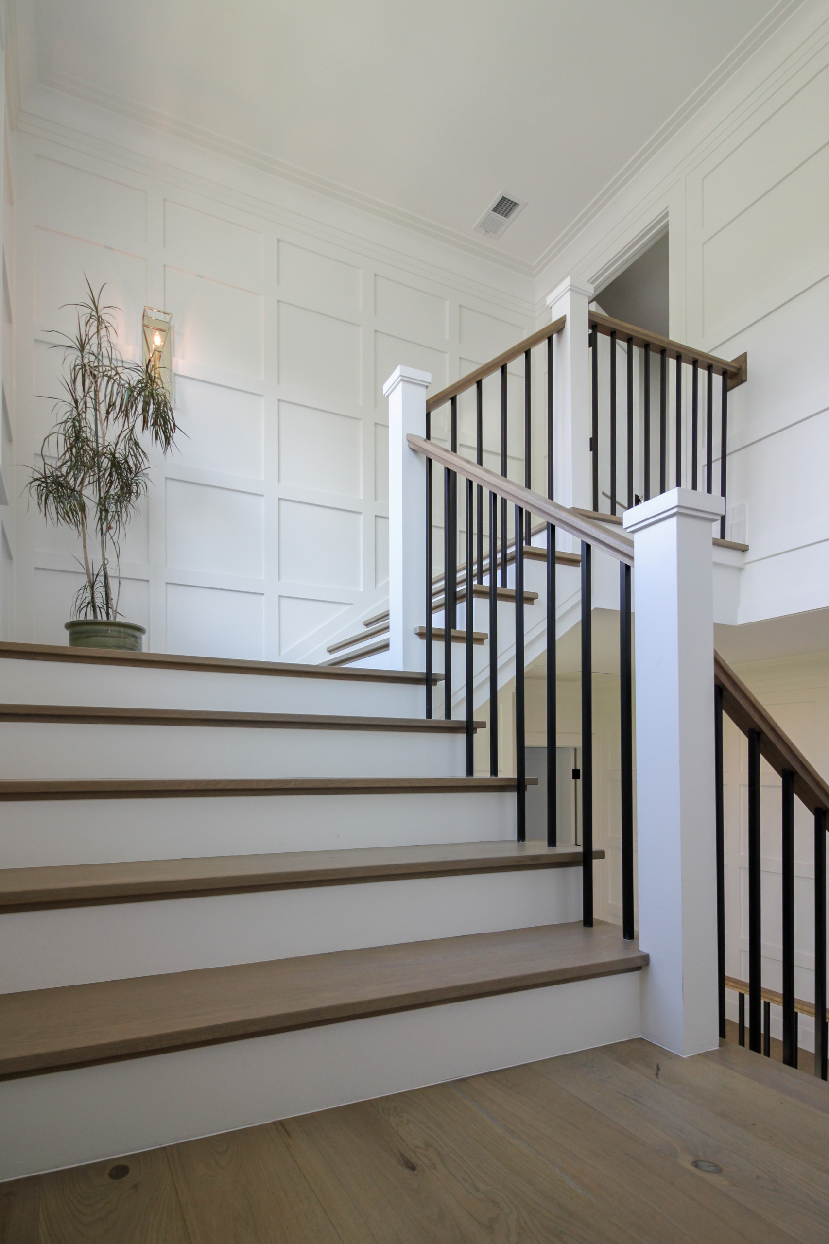87_Welcoming and Functional Contemporary U-shaped Staircase, Arlington, VA 22207