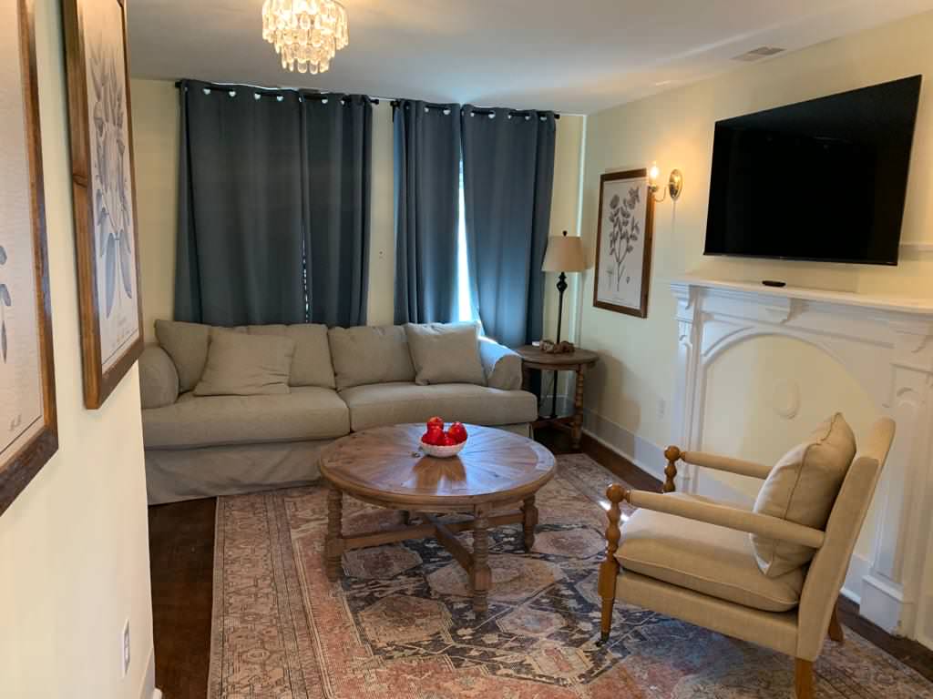 B&B Hawksbill Luray
