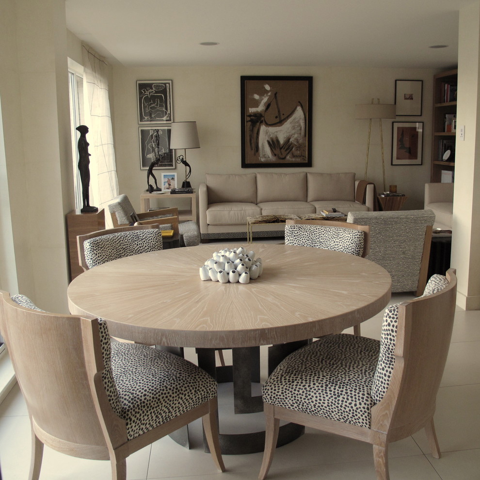 Design ideas for a contemporary living room in Edinburgh.