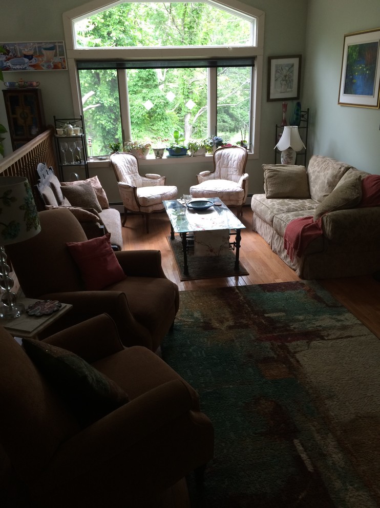 Please help..too much furniture