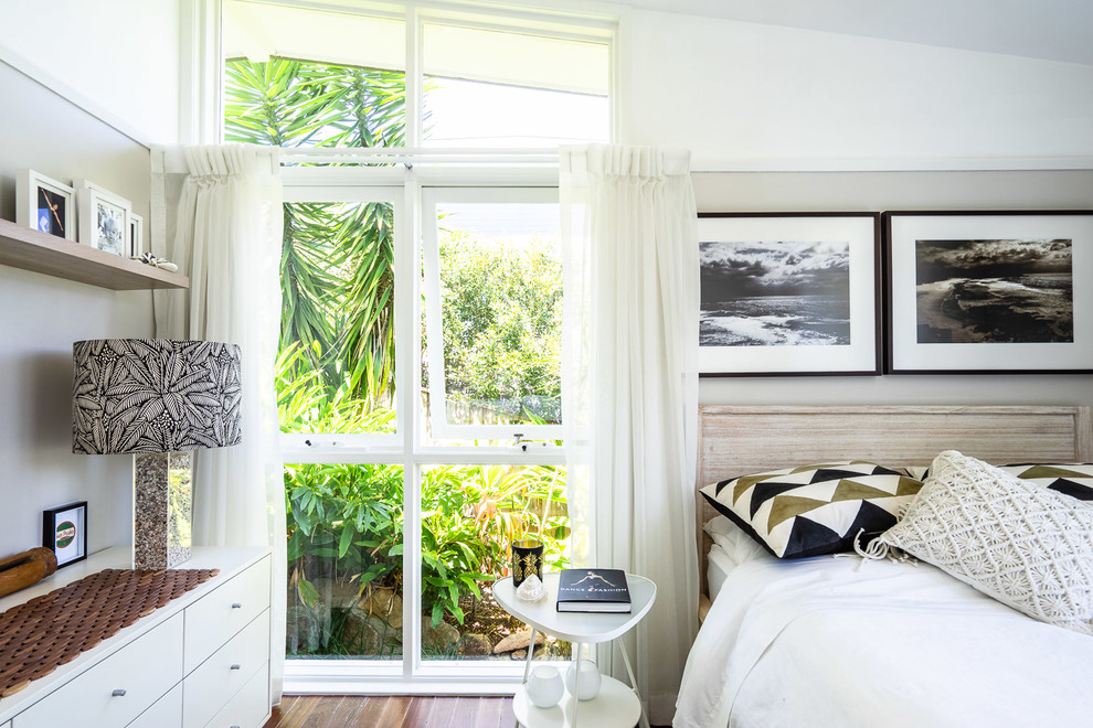 Inspiration for a tropical bedroom in Sydney.