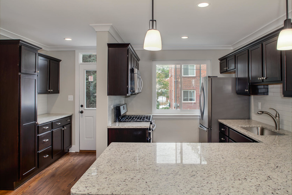 Transitional kitchen photo in DC Metro