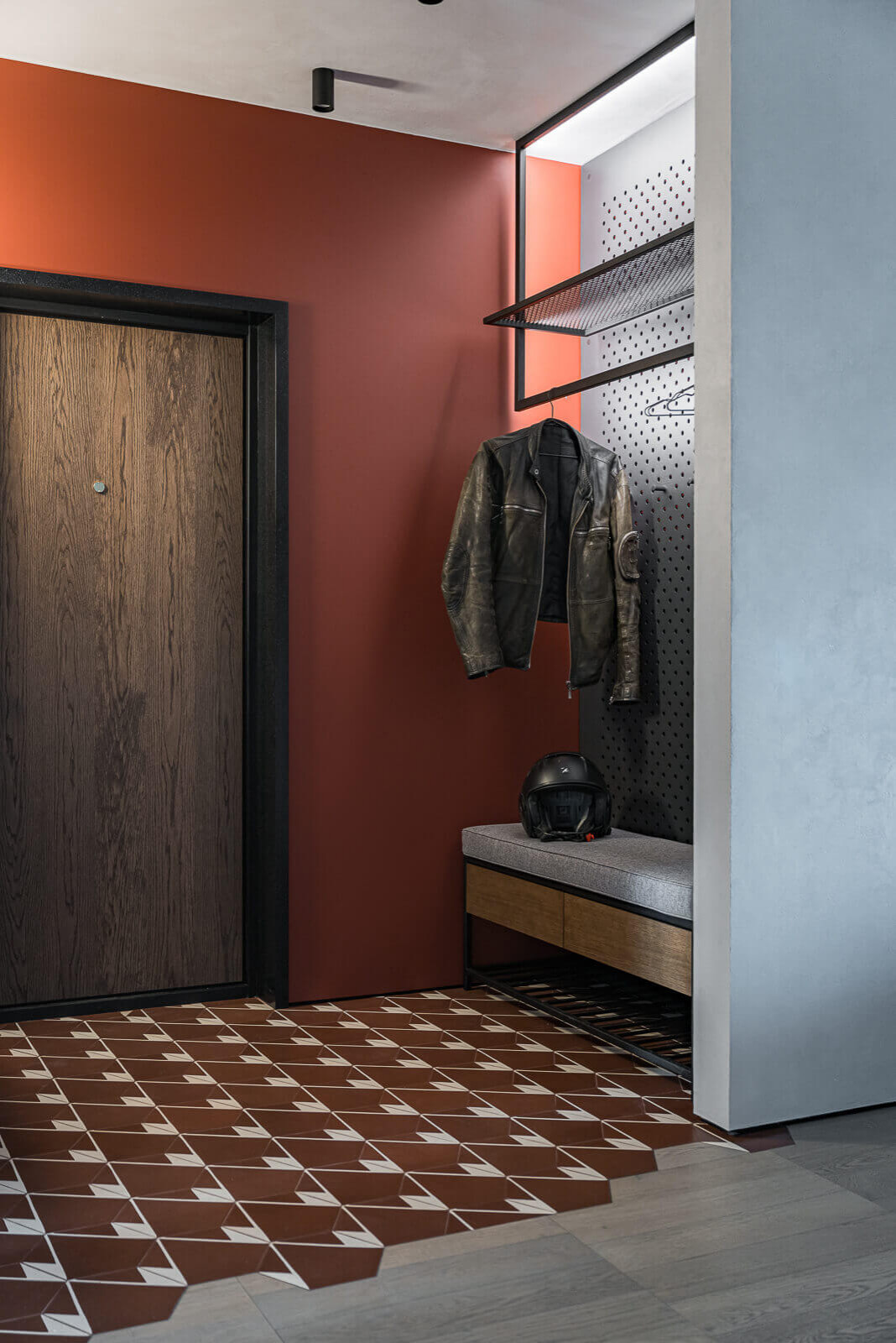 Квартира Байкера | Реализованный интерьер квартиры в стиле лофт