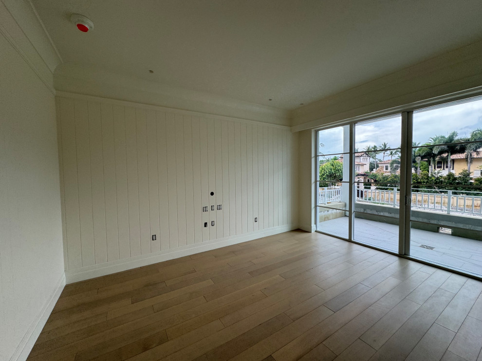 NF301 - Naples Beach Club