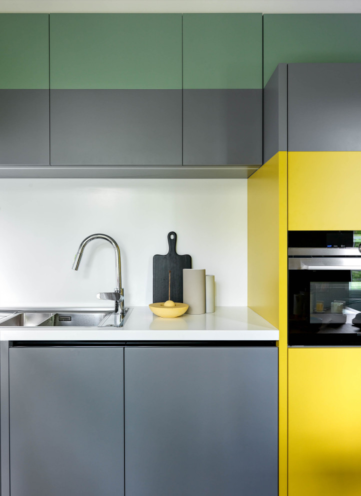 Geometric small apartment