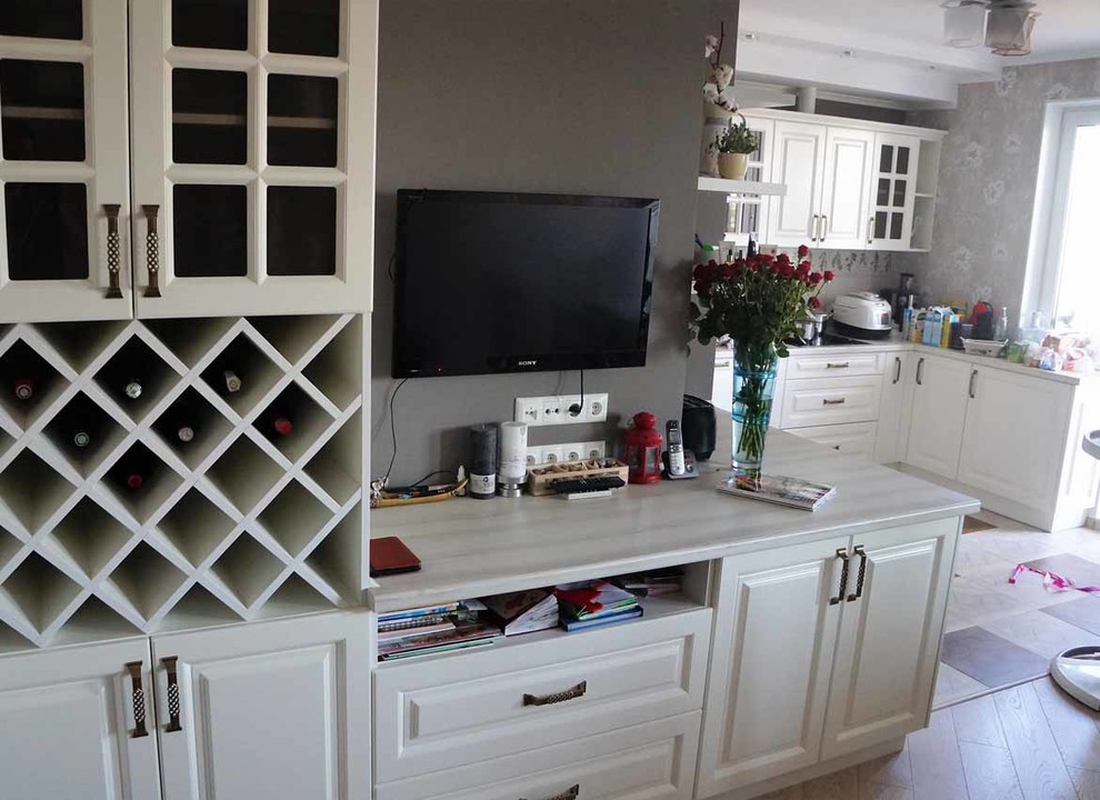 Кухни с окрашенными фасадами