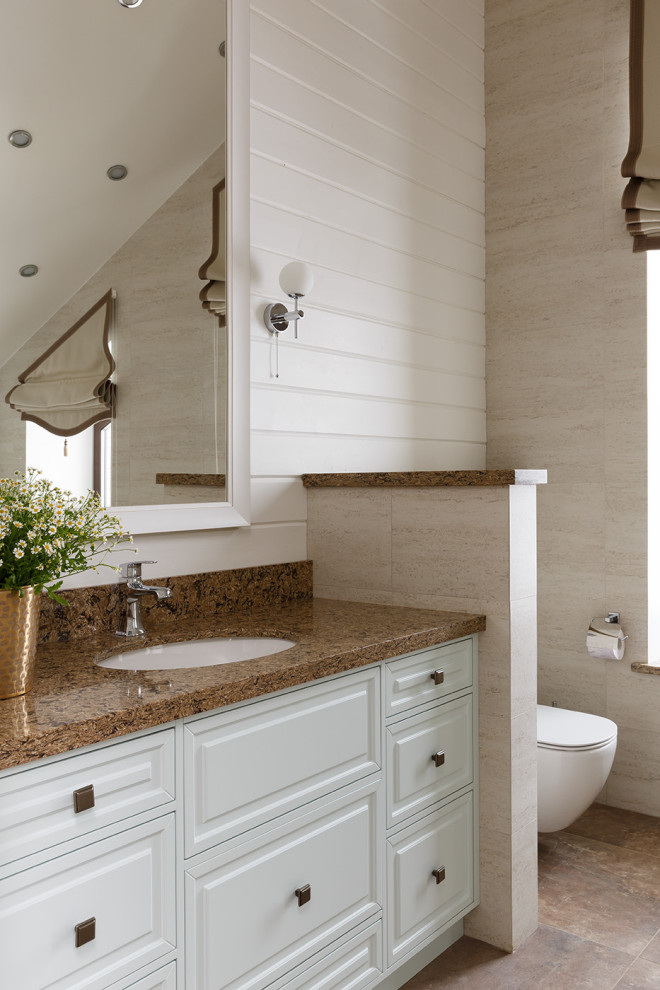 Дом на склоне