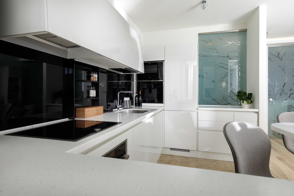 Двухкомнатная квартира на улице Большая Никитская.