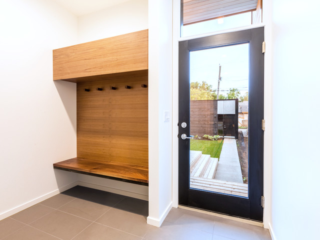 Strathcona modern-entry