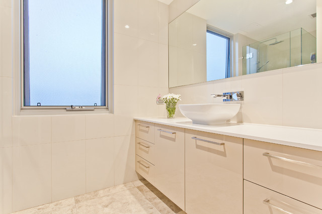 Bathroom  Contemporary  Bathroom  Perth  by Putragraphy