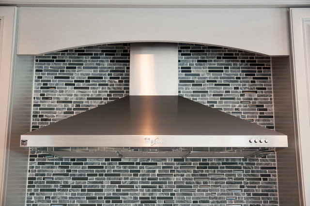 Custom Kitchen modern-kueche