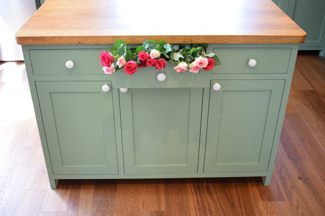 Summer Kitchen rustic-kitchen