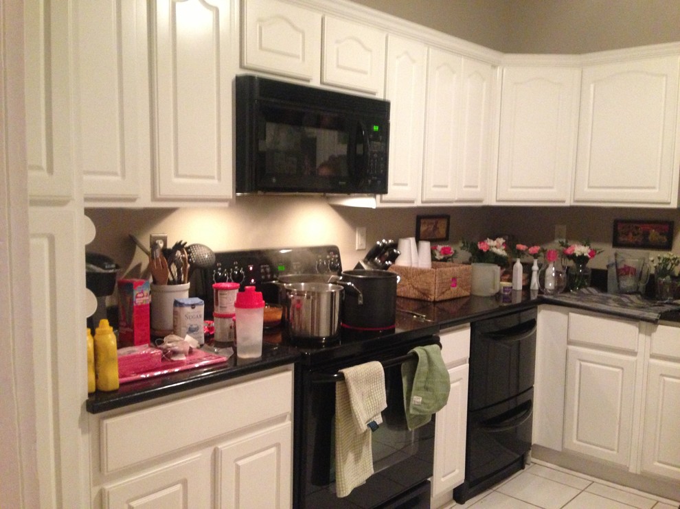 Kitchen too small for island?