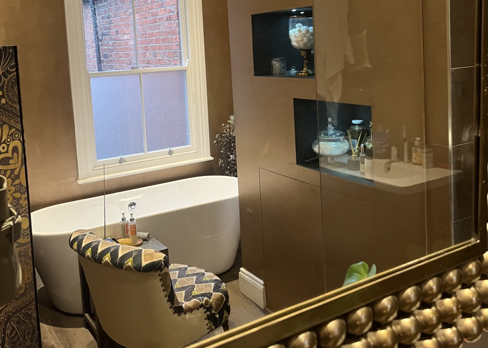 Luxury Bathroom - Private House
