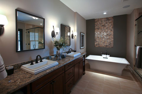 Example of a transitional bathroom design in Phoenix