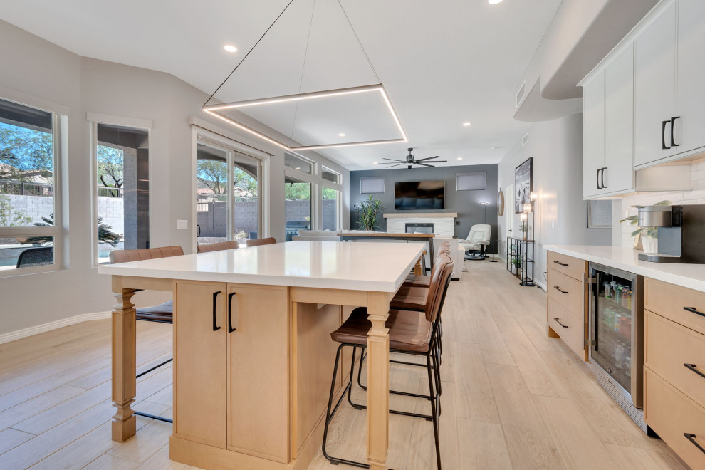 Example of a transitional kitchen design in Phoenix