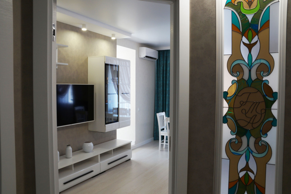 Небольшая квартира 54 м2 для дамы элегантного возраста.