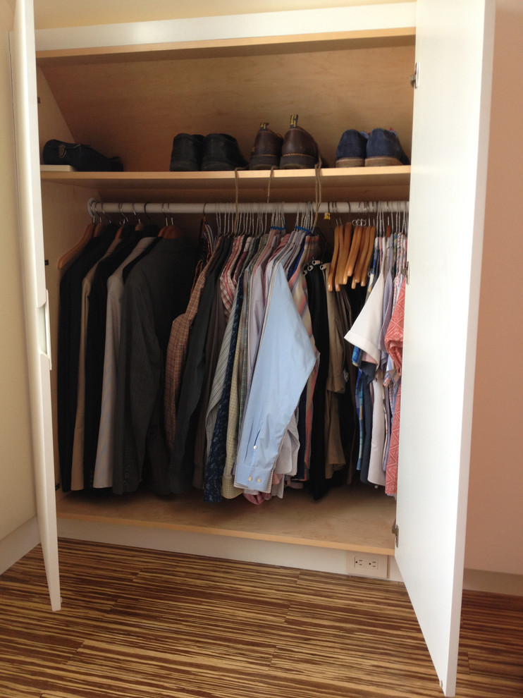 Inspiration for a mid-sized contemporary storage and wardrobe in Boston.
