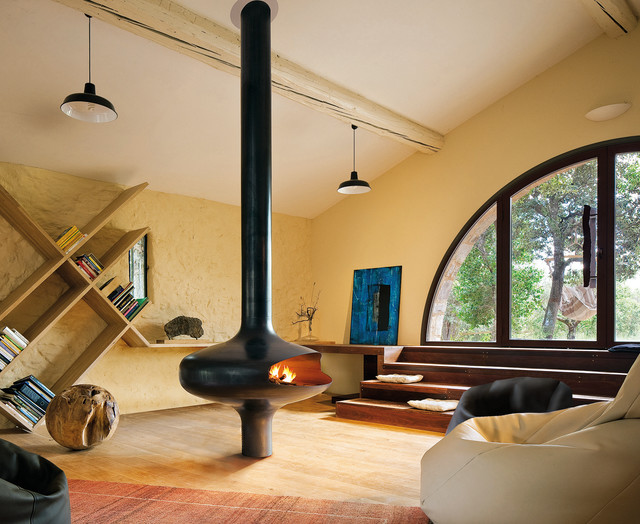 CHEMIN&Eacute;E CENTRALE / CENTRAL FIREPLACE contemporary-vardagsrum