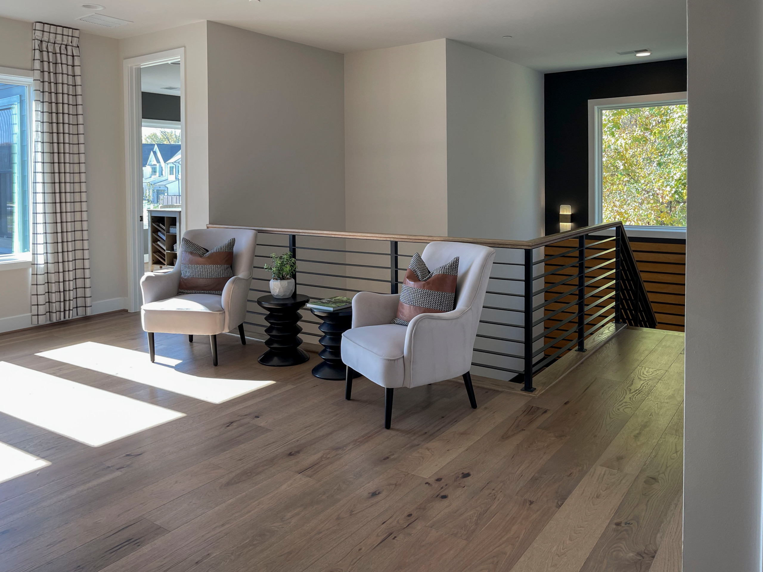 113_Floating Straight- Stringers with No Risers in Contemporary Home, Bethesda M