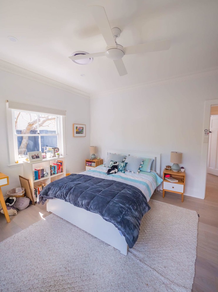 This is an example of a modern kids' room in Sydney.