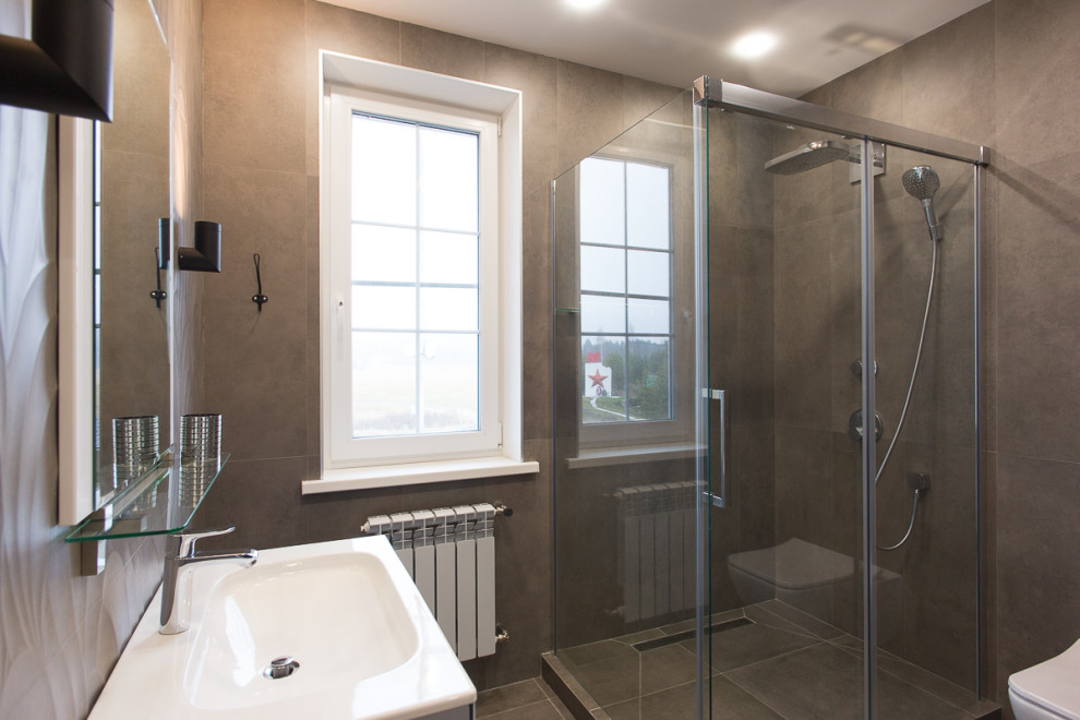 Загородный дом у реки