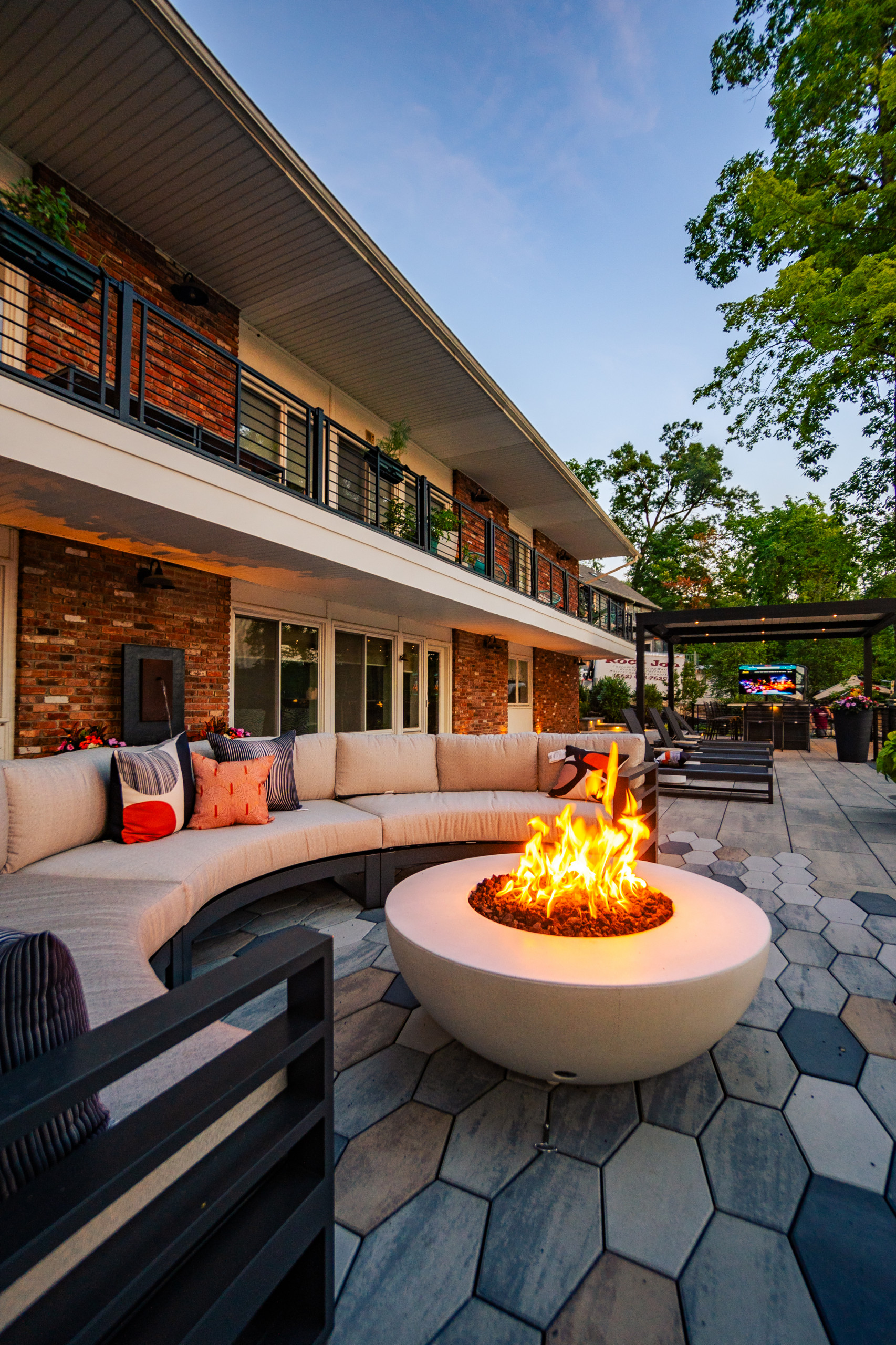 RAISED PATIO, OUTDOOR KITCHEN IN WAYNE NJ