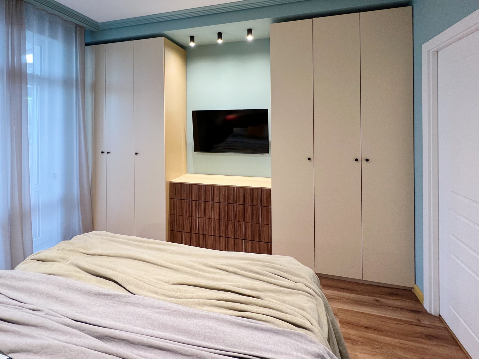 Реализация дизайн-проекта "Лето в Петербурге"