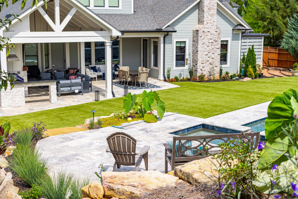 Modern Backyard Oasis