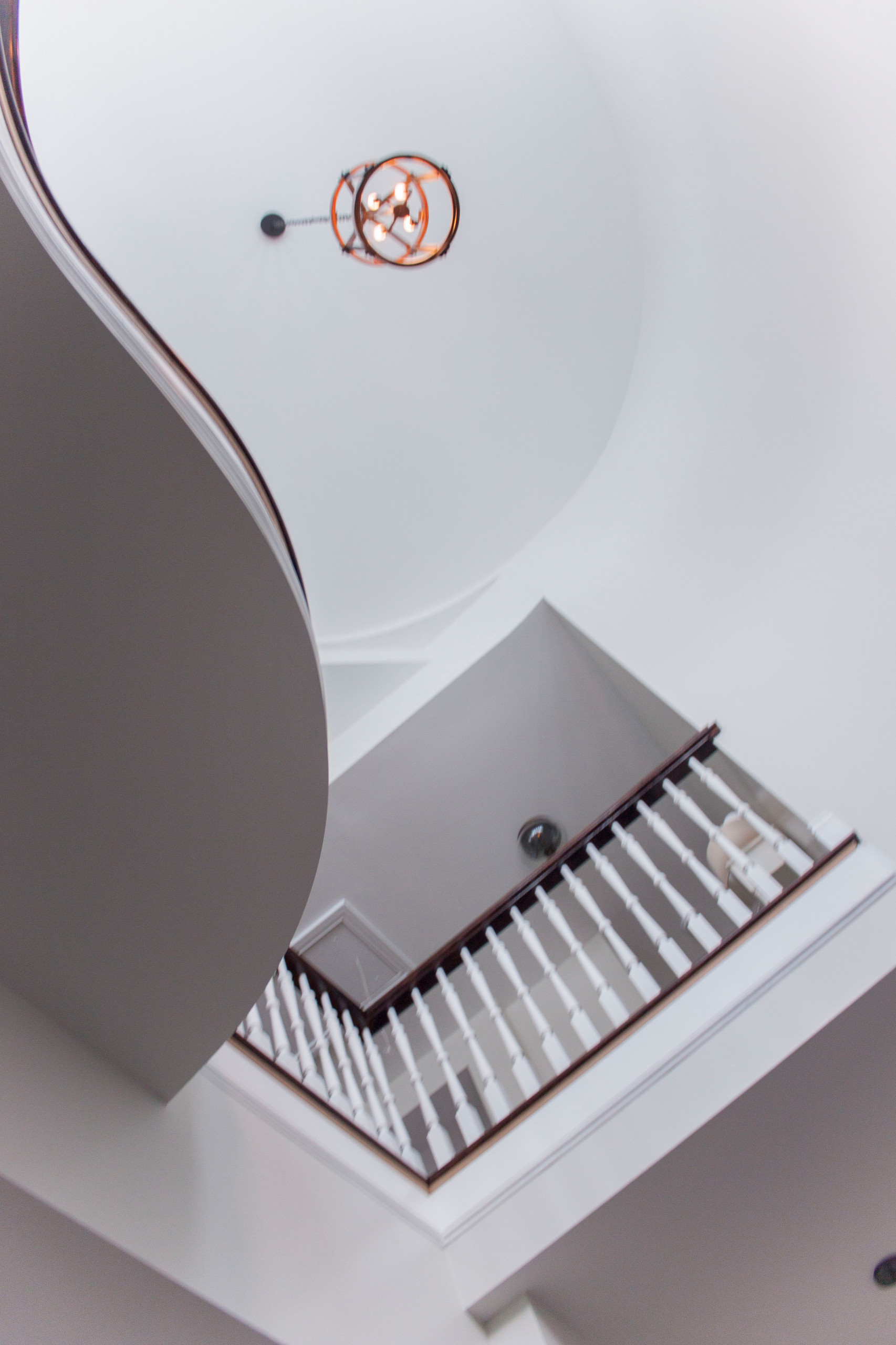 25_Bull Run Mountain Stunning Circular Stairs, Haymarket VA 20169