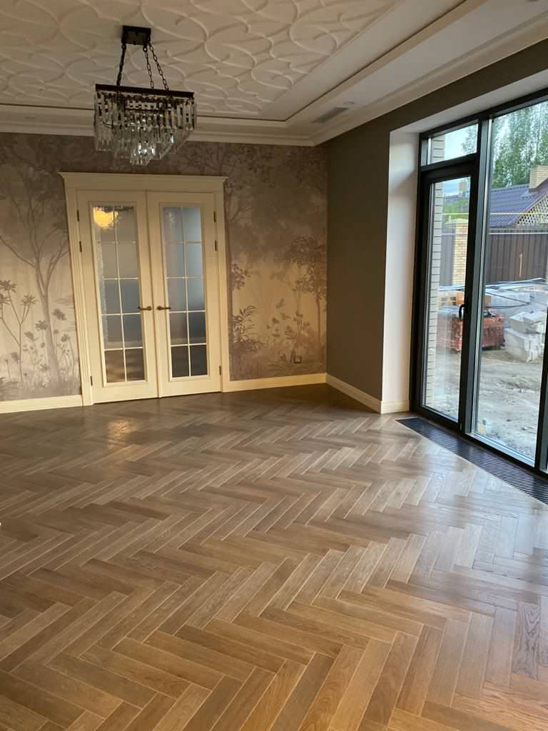 Паркет, укладка английской елкой, Казахстан, г. Кустанай