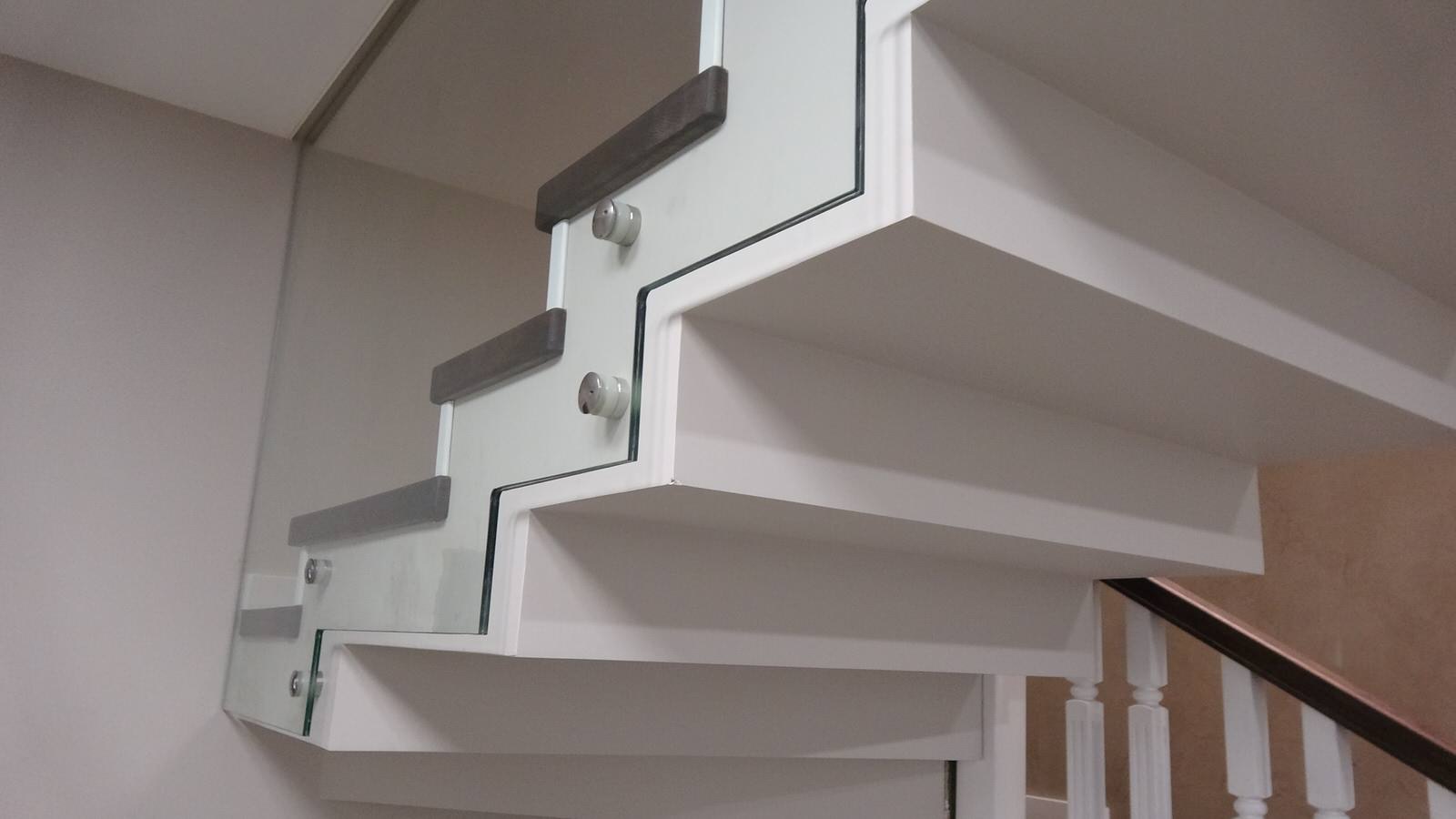 "Солманово поле" Москва. Лестница Эклектика