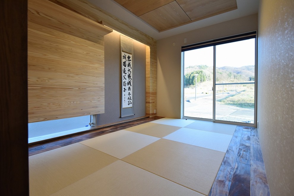 他の地域にある和風のおしゃれなファミリールームの写真