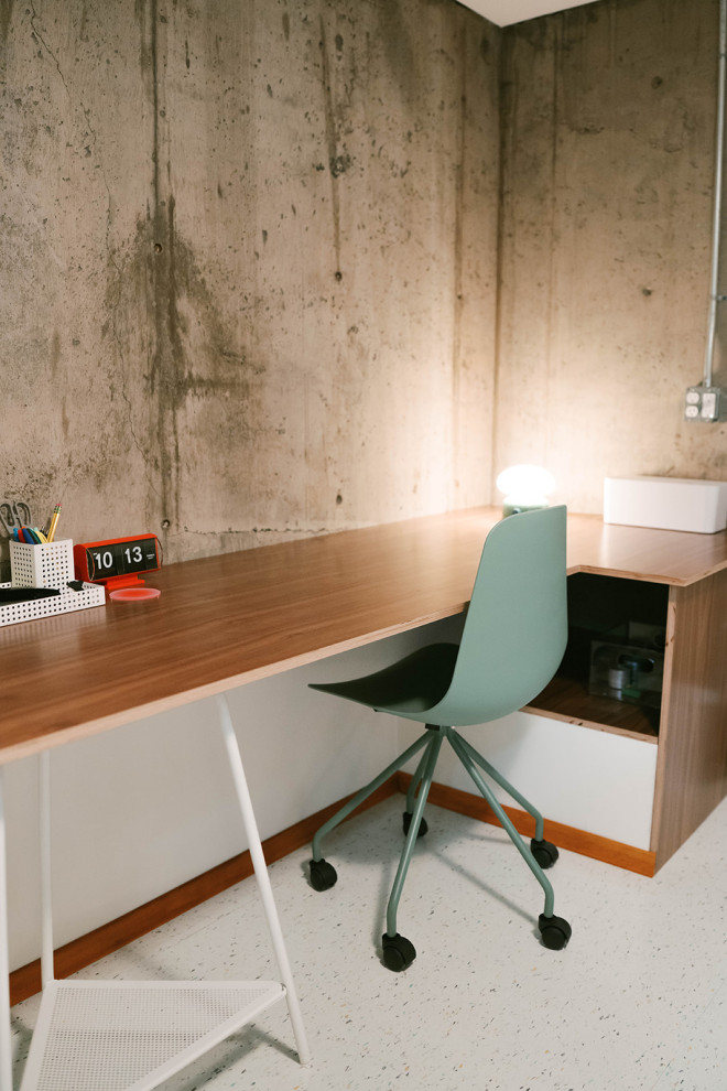 Reed College Area Basement Apartment