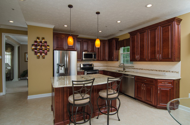 Golden Ivory Granite With Cherry Cabinets American Traditional