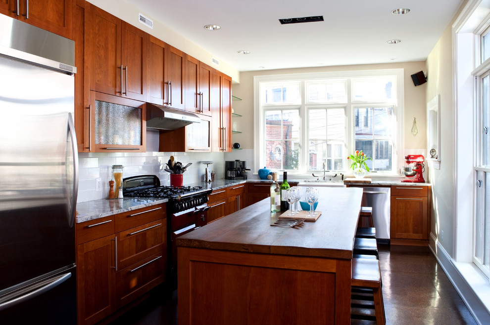 Example of a transitional kitchen design in DC Metro