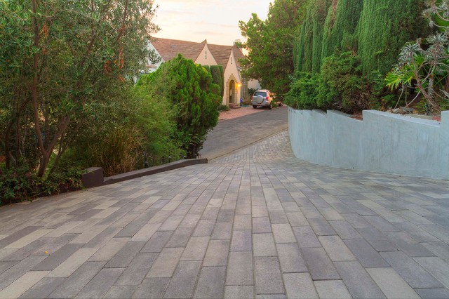 Paver Plank Driveway Project - Los Angeles - View 1 ...